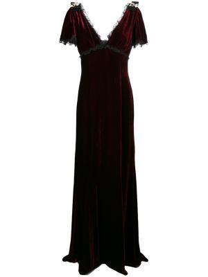 Вечернее платье с кружевом Dolce & Gabbana. Цвет: красный