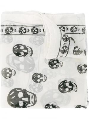 Шифоновый шарф Skull Alexander McQueen. Цвет: телесный