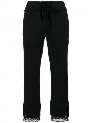 Укороченные брюки с кружевной вышивкой Ann Demeulemeester. Цвет: чёрный