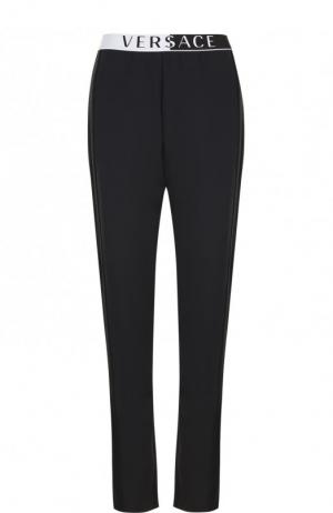 Однотонные брюки с эластичным поясом Versace. Цвет: черный