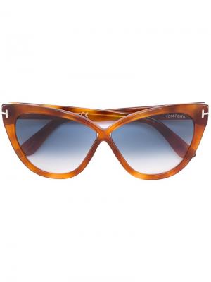 Солнцезащитные очки с оправой кошачий глаз Tom Ford Eyewear. Цвет: коричневый