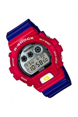 Наручные часы и фигурка робота CASIO. Цвет: синий