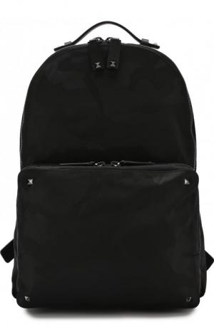 Текстильный рюкзак  Garavani с камуфляжным принтом Valentino. Цвет: черный