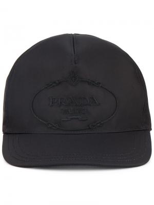 Кепка с вышивкой логотипа Prada. Цвет: чёрный