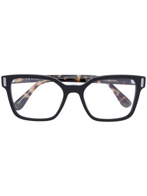 Квадратные очки с полосатыми дужками Prada Eyewear. Цвет: чёрный