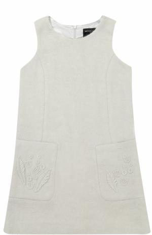 Мини-платье А-силуэта с накладными карманами и аппликациями Monnalisa. Цвет: серый