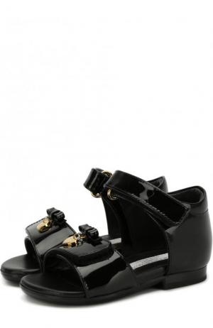 Лаковые босоножки с застежками велькро бантами Dolce & Gabbana. Цвет: черный