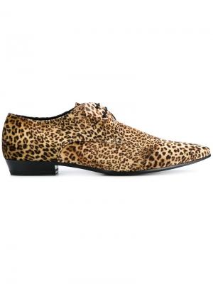 Туфли дерби с леопардовым принтом Saint Laurent. Цвет: коричневый