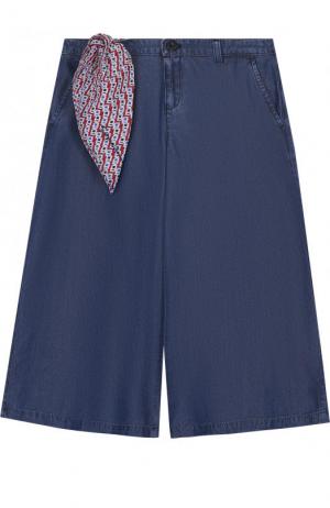 Расклешенные хлопковые джинсы с декоративным платком Armani Junior. Цвет: синий