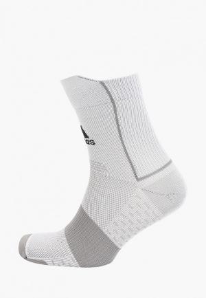 Носки adidas. Цвет: серый