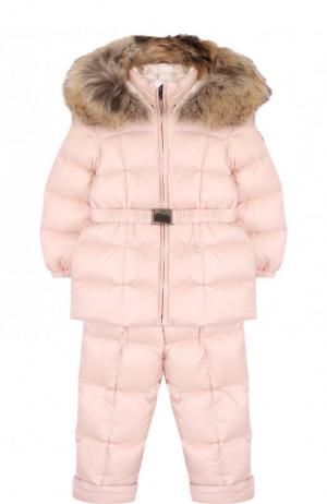 Комплект из пуховой куртки и комбинезона на подтяжках Moncler Enfant. Цвет: светло-розовый
