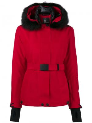 Лыжная куртка с капюшоном и мехом сурка Moncler Grenoble. Цвет: красный