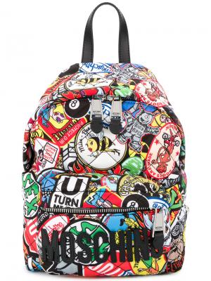 Стеганый мини-рюкзак с заплаткой логотипом Moschino. Цвет: многоцветный