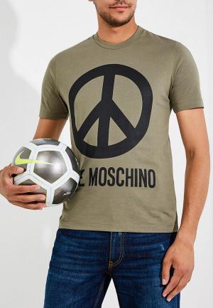 Футболка Love Moschino. Цвет: хаки