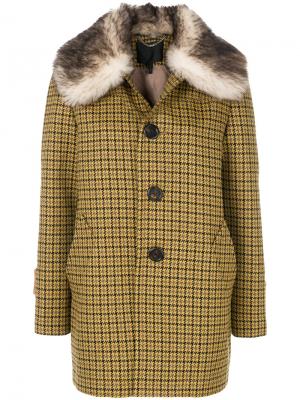 Однобортное пальто с меховой отделкой Marc Jacobs. Цвет: жёлтый и оранжевый
