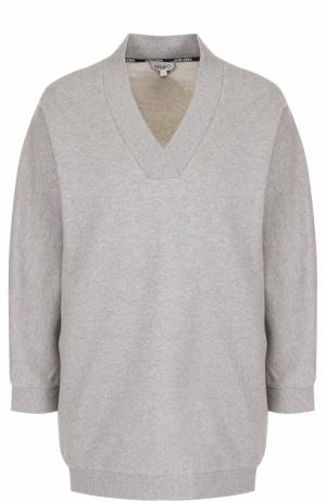 Пуловер с V-образным вырезом и контрастной надписью на спинке Kenzo. Цвет: серый