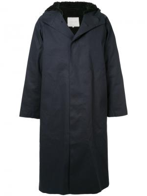 Пальто с капюшоном и застежкой на три пуговицы Mackintosh. Цвет: синий