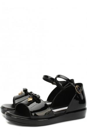 Лаковые босоножки с бантами Dolce & Gabbana. Цвет: черный