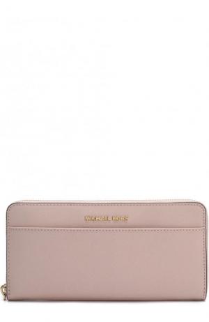 Кожаный кошелек на молнии с логотипом бренда MICHAEL Kors. Цвет: светло-розовый