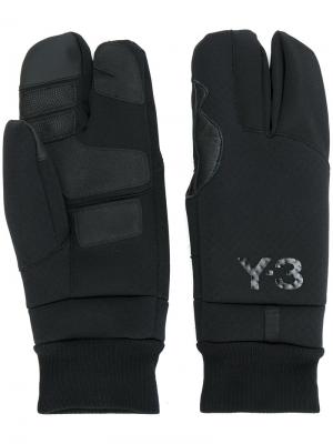 Перчатки с логотипом Y-3. Цвет: чёрный