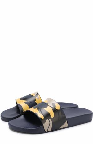 Резиновые шлепанцы  Garavani с камуфляжным принтом Valentino. Цвет: желтый